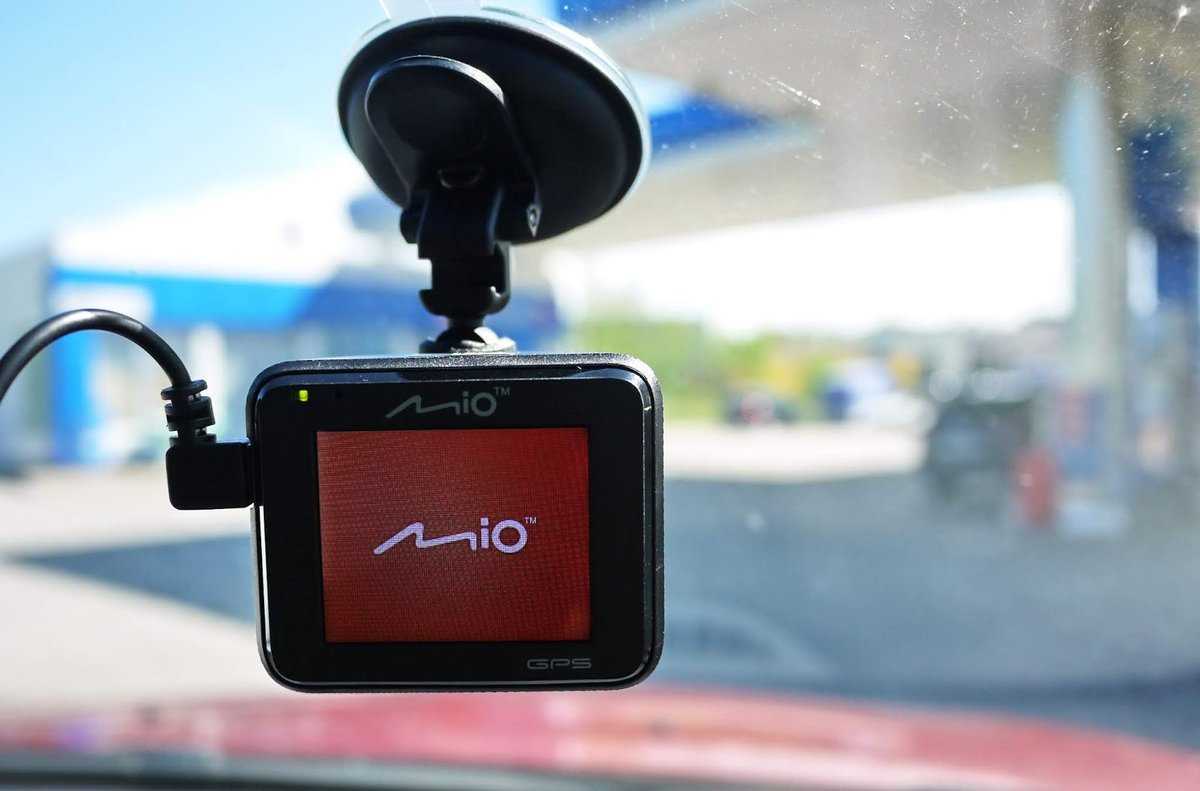🚗 рейтинг лучших автомобильных видеорегистраторов в 2023 году