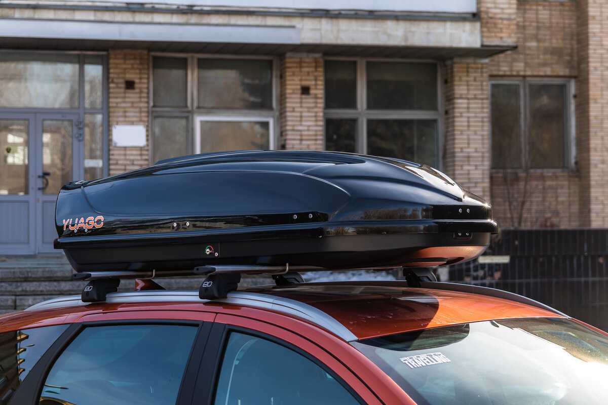 Как выбрать и установить бокс на крышу автомобиля?