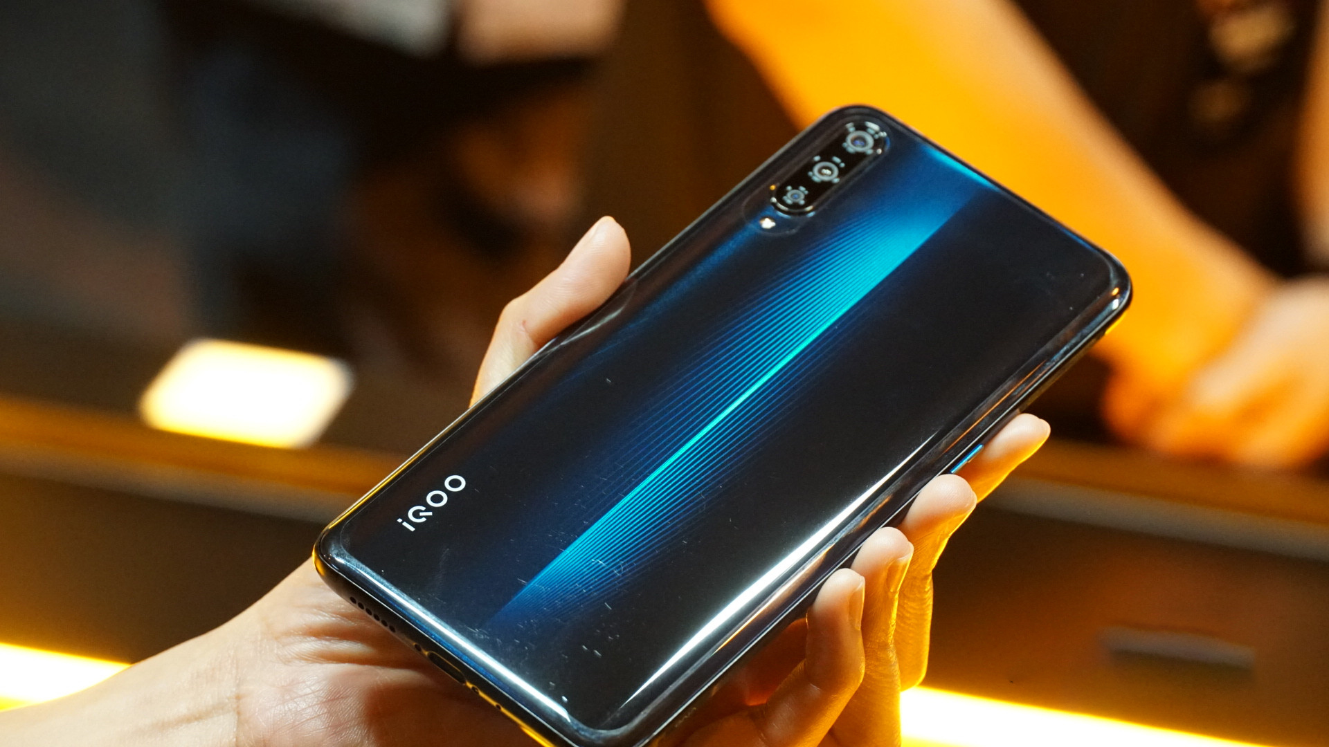 Обзор смартфона vivo iqoo neo3 с основными характеристиками | topidei.ru