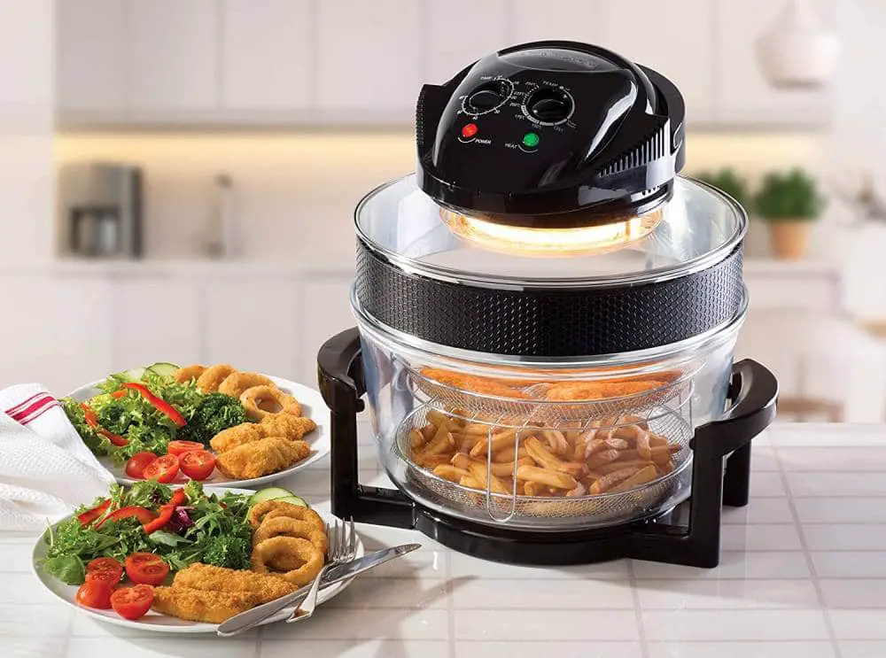 Что приготовить в аэрогриле. Аэрогриль Air Fryer. Аэрогриль Halogen Oven JK 913 A. Аэрогриль lydsto Smart Air Fryer 5l lydsto. Пара пользуется аэрогрилем.