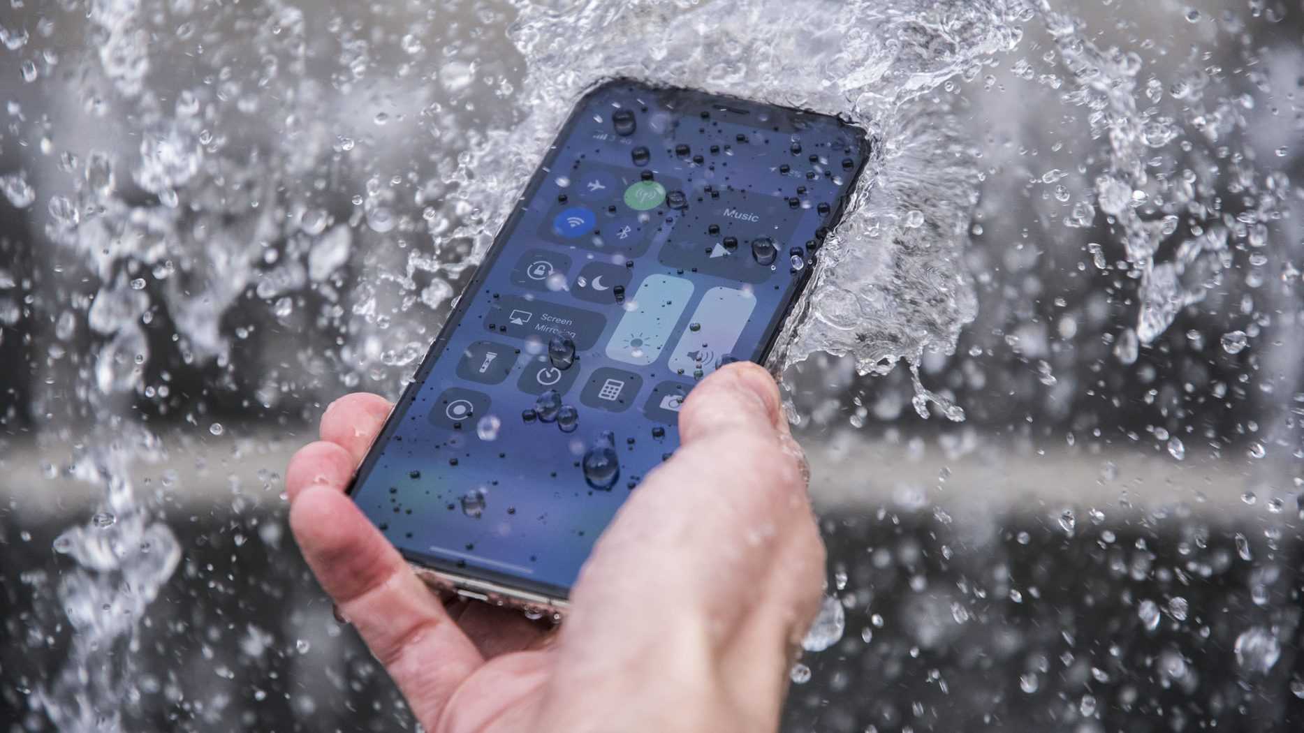 Что делать, если телефон xiaomi упал в воду? проверенный способ восстановить телефон после попадания воды.